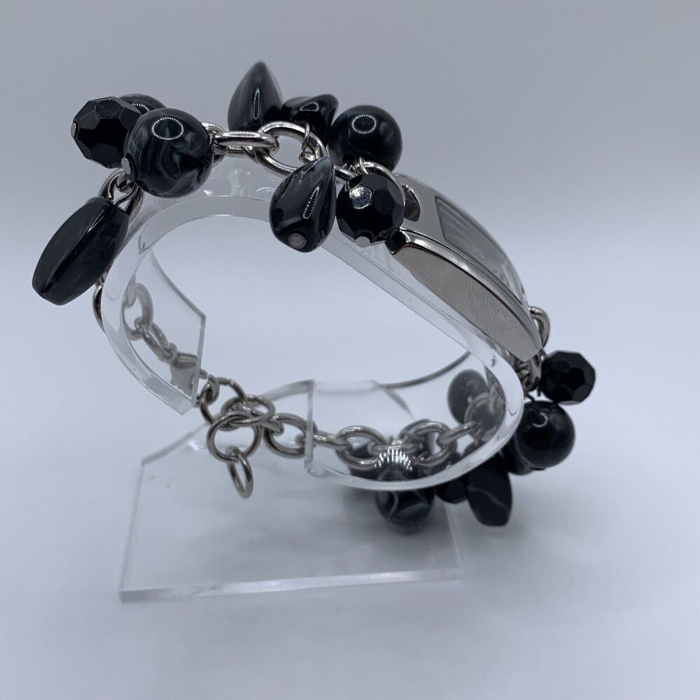 Vintage AVENUE Womens Silver Tone Black Gray Bead Bracelet Quartz Watch A56 - Picture 4 of 8